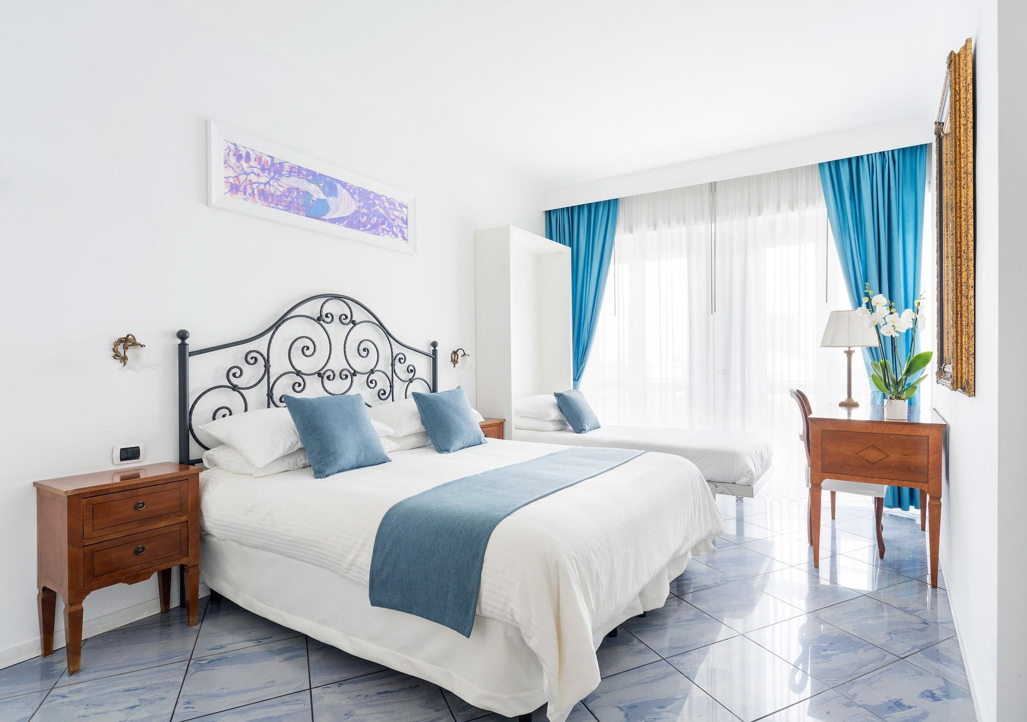 Fiorentini Residence Napoli Buitenkant foto
